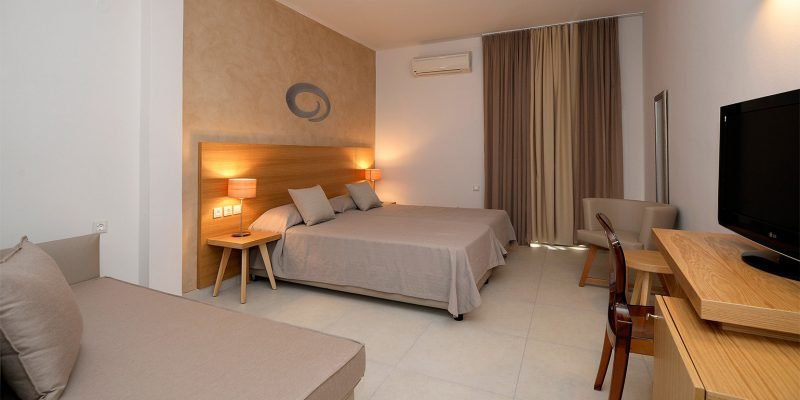 Golden Beach Hotel